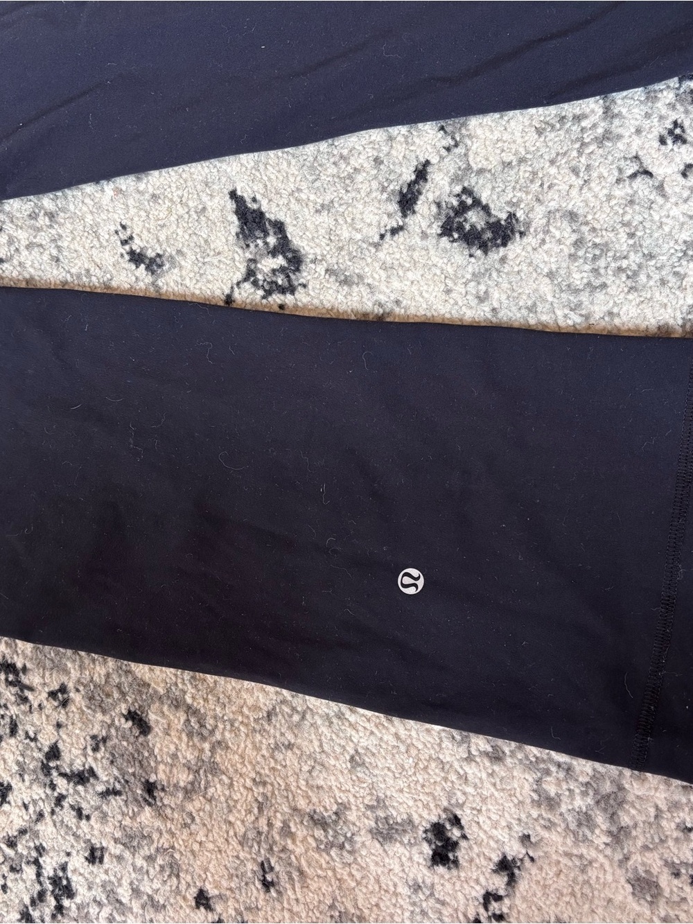 lululemon athletica Black Petite Short Flared Leggings Crossover size 4 - Picture 8 of 8